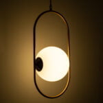 GloboStar® HAMBURG 00592 Μοντέρνο Κρεμαστό Φωτιστικό Μπάλα Μονόφωτο 1 x E14 IP20 Χρυσό Μέταλλο με Λευκό Γυαλί - Μ25 x Π20 x Υ50cm - Image 3