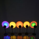 GloboStar® 00821 Μοντέρνο Minimal Επιδαπέδιο Φωτιστικό Μεταλλικό Μονόφωτο LED 12W DC 5V με Projector LENS Ειδικού Εφέ & Καλώδιο Τροφοδοσίας USB Rotation Head 180° RAINBOW GREEN - Image 9
