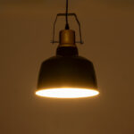 GloboStar® DEVOTA 01235 Vintage Κρεμαστό Φωτιστικό Καμπάνα Μονόφωτο 1 x E27 IP20 Μαύρο & Χρυσό Μέταλλο - Μ22 x Π22 x Υ30cm - Image 3